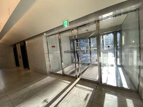 梅田・堂島・中之島のＪＲＥ梅田スクエアビルディング エントランス4