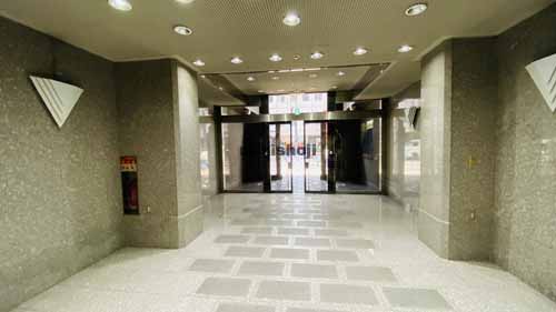 北久宝寺町～博労町の三共堺筋本町ビル エントランス3