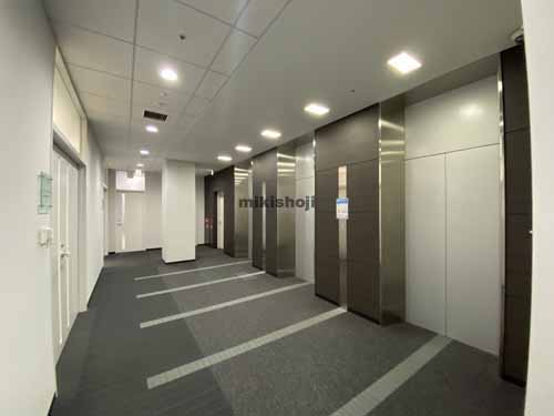 御堂筋本町アーバンビル エレベーターホール3