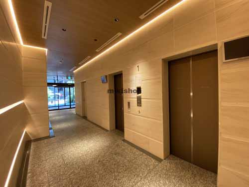 瓦町スクエアビル エントランス4