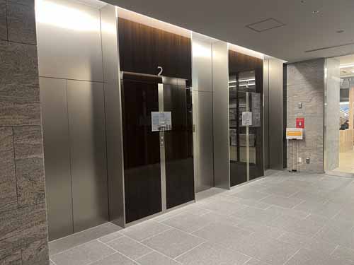 枚方市のステーションヒル枚方 エレベーターホール5