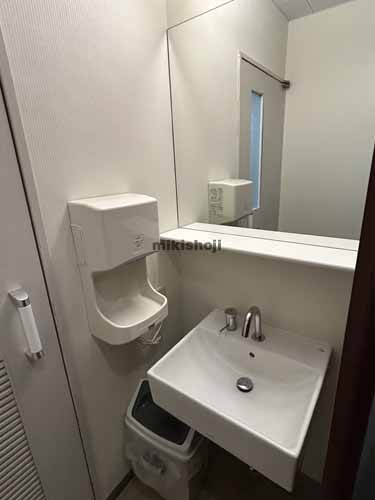 博多駅前・中央街の八百治ビル 水回り2