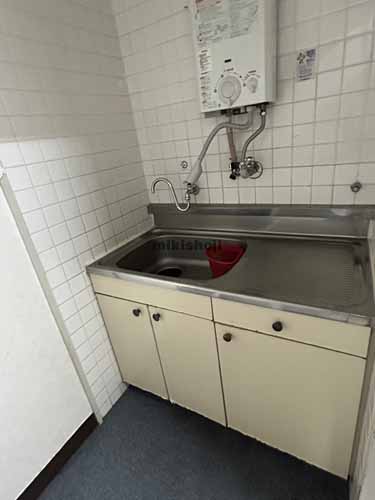 博多駅前・中央街の八百治ビル 水回り3