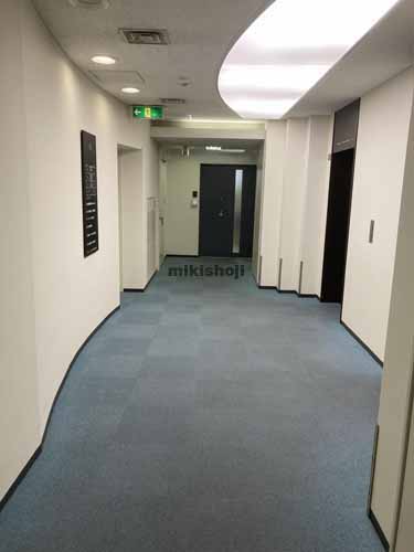 祇園・呉服町の博多アーバンスクエア エレベーターホール2