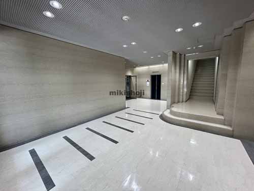 ＡＩＧ大分ビル エントランス1