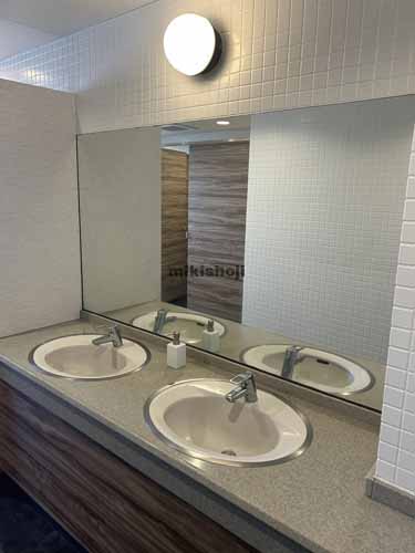 大分市のいちご・みらい信金ビル 水回り1