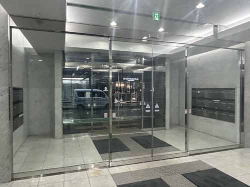 博多駅前・中央街の第１６岡部ビル エントランス2