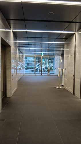 博多駅前・中央街の明治安田渡辺ビル エントランス2