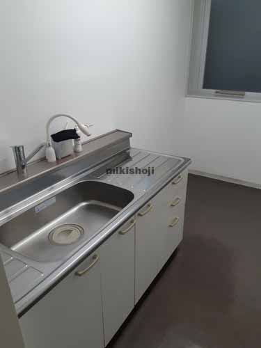 博多駅前・中央街の安田第４ビル 水回り2