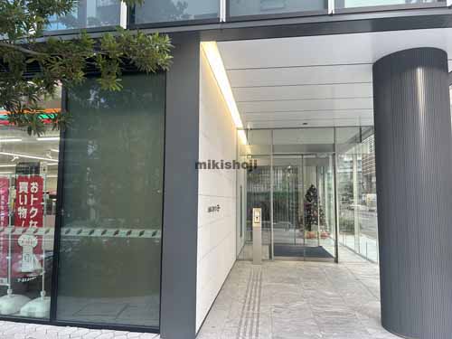 博多駅前・中央街の九勧末広通りビル エントランス1