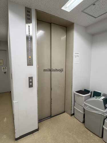 六本木ヒルズノースタワー エレベーターホール2