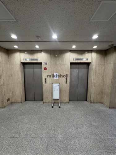 渋谷第一生命ビルディング エレベーターホール2