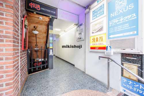 道玄坂の梅原ビル エントランス1