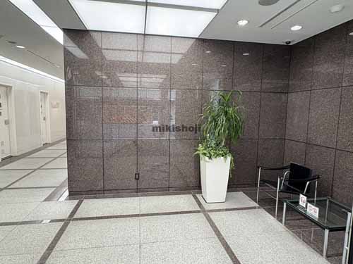 ３東洋海事ビル エントランス3