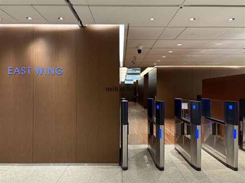 アーク森ビル エントランス4