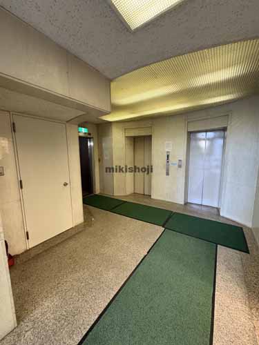 村田ビルディング エレベーターホール1