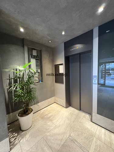 神田駿河台・神田猿楽町のサンジュ共和十番館 エレベーターホール1