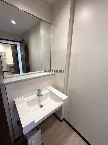 ラ・ベリテＡＫＡＳＡＫＡ 水回り1