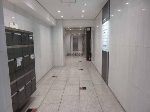 日本橋人形町・堀留町・小舟町・富沢町のログズ日本橋堀留ビル エントランス1