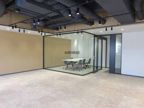 ＦＲＡＭＥ日本橋 セットアップ室内4