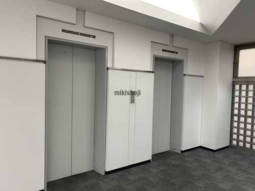 麹町の麹町一丁目ビル エレベーターホール1