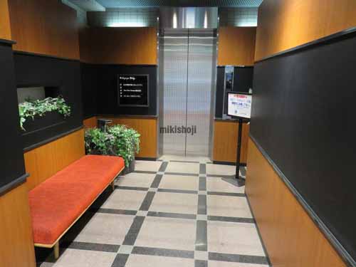 喜京家ビル エレベーターホール1