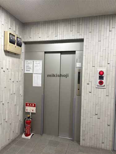 アローム赤坂 エレベーターホール1