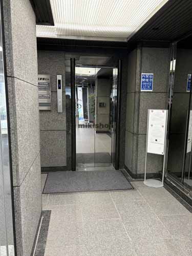 新橋のＴＫＫ新橋ビル エレベーターホール1