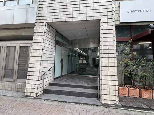 新宿セブンビル エントランス1