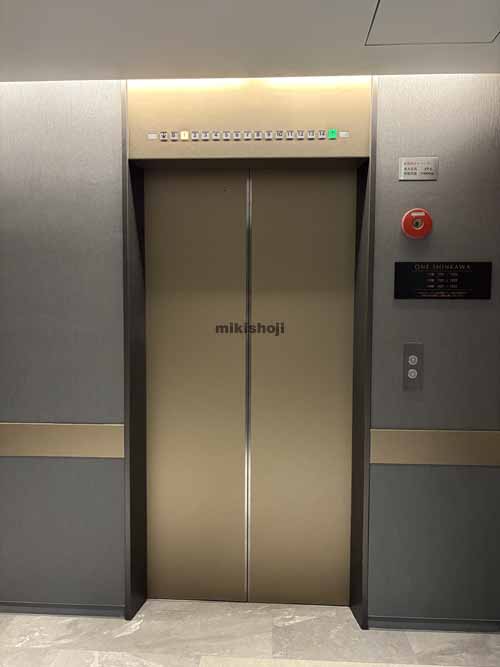 ＯＮＥ　ＳＨＩＮＫＡＷＡ エレベーターホール2