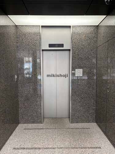 九段北の井門九段下ビル エレベーターホール2