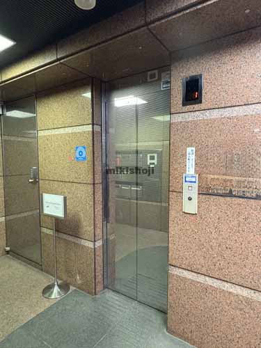 日比谷パークビル エレベーターホール1