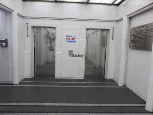 南池袋のＪＲＥ南池袋ビル エレベーターホール2