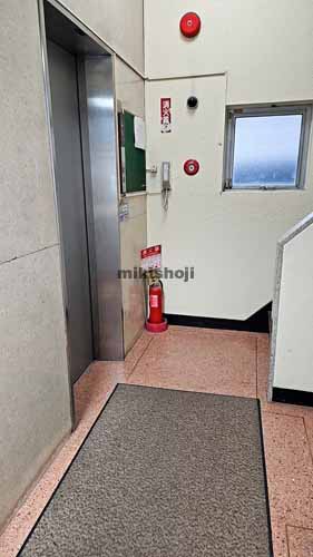 西勘本店ビル エレベーターホール1
