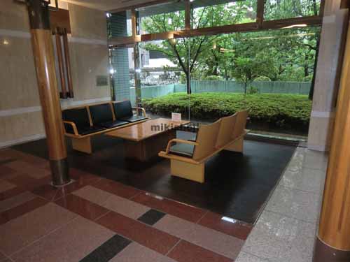 東陽の新宮ビル エントランス3