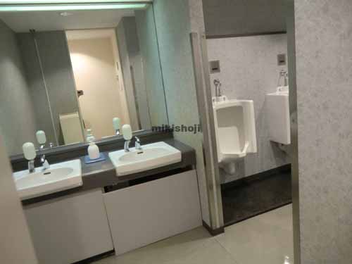 日本薬学会長井記念館 水回り2