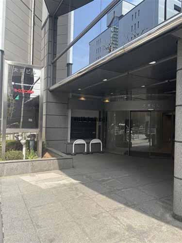 大滝ビル エントランス1