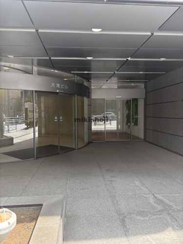 大滝ビル エントランス2