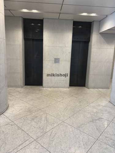 大滝ビル エレベーターホール1