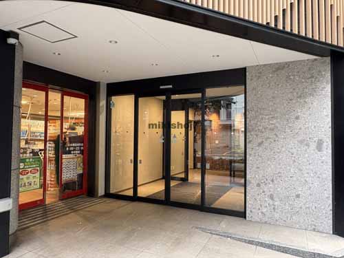 日本橋箱崎町・中洲のＯＮＥＳＴ箱崎ビル エントランス1