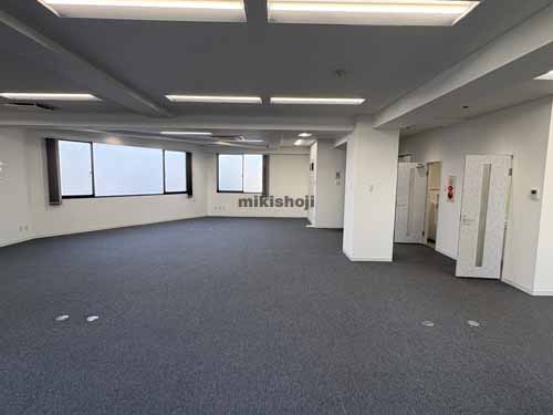 桜新町・用賀のフレックス三軒茶屋 貸室内1