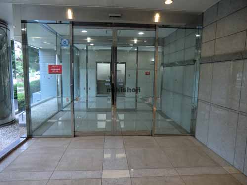 五反田フラットアイアンビル エントランス3