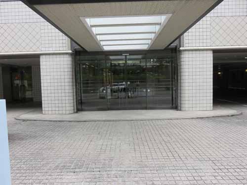 泉館文人通り エントランス2