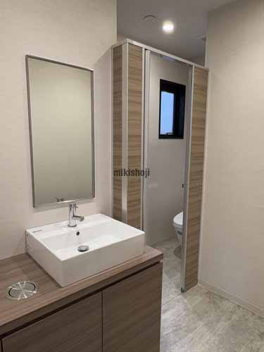 ＋ＳＨＩＦＴ　ＧＩＮＺＡ　ＥＡＳＴ 水回り1