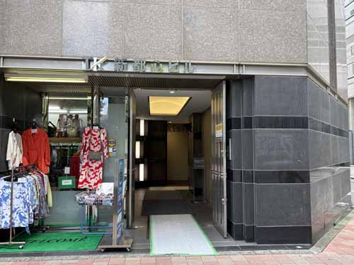 TK新都心ビル エントランス1