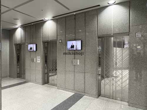 大森パークビル エレベーターホール1