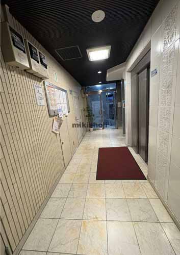 麹町シャインビル エレベーターホール1