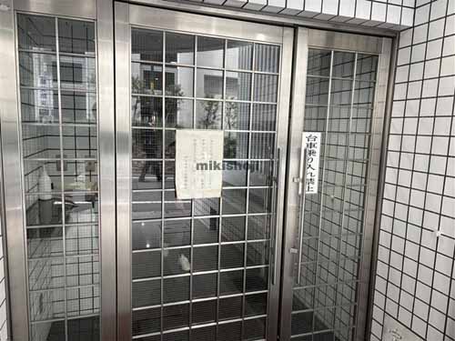 アルス市ヶ谷 エントランス1