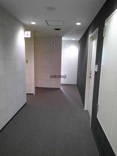東陽の三井ウッディビル エレベーターホール2