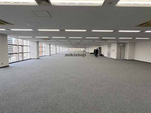 六行会総合ビル 貸室内1